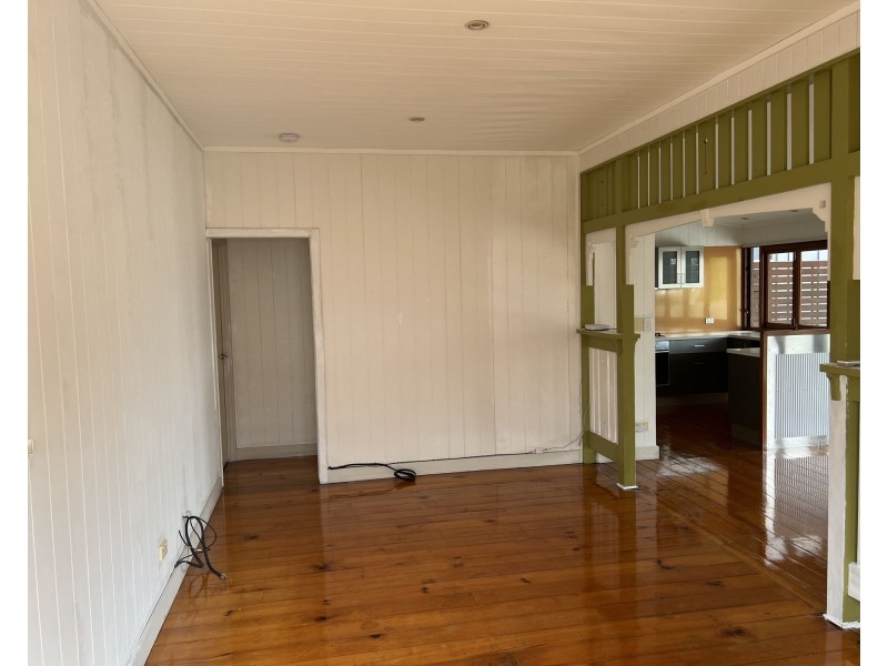 30 Ross Street, Woolloongabba QLD 4102