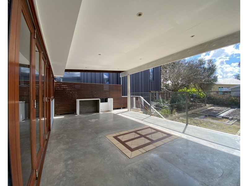 30 Ross Street, Woolloongabba QLD 4102