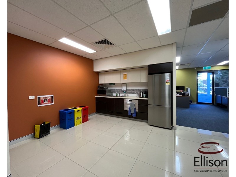 6D/2728 Logan Road, Eight Mile Plains QLD 4113