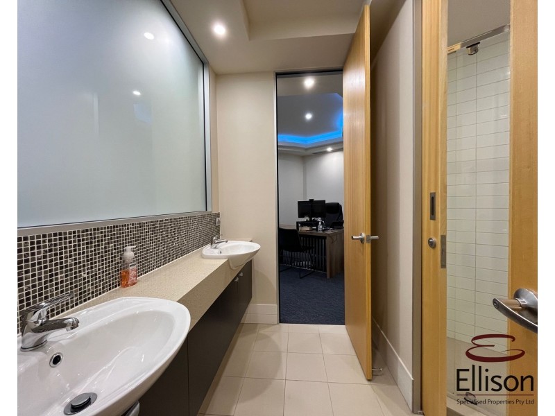 6D/2728 Logan Road, Eight Mile Plains QLD 4113