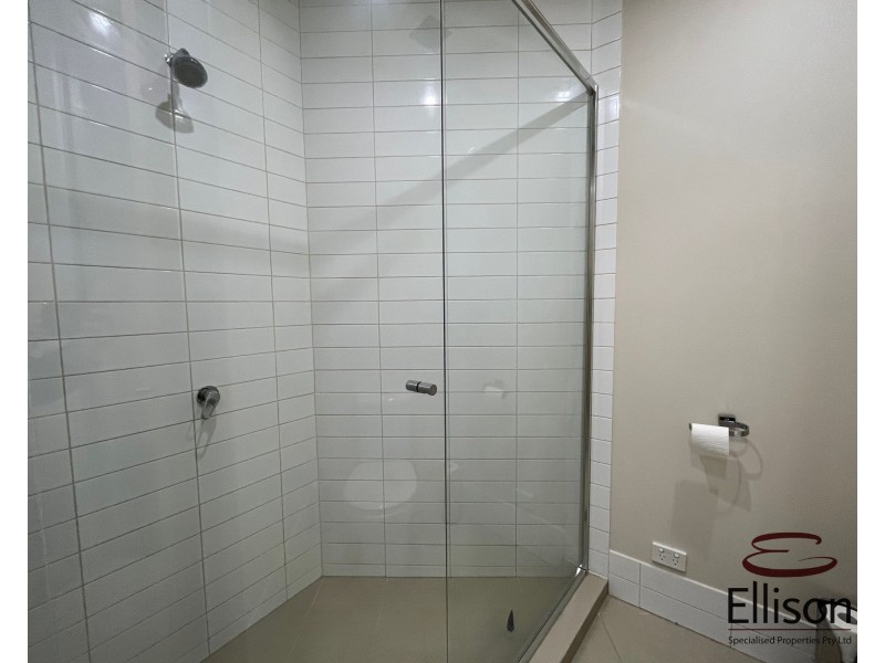 6D/2728 Logan Road, Eight Mile Plains QLD 4113