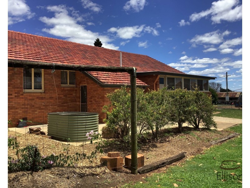 717 Stapylton-Jacobs Well Road, Woongoolba QLD 4207