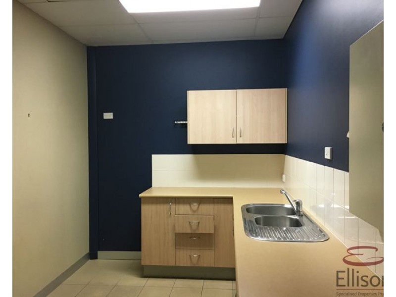 2/3970 Pacific Highway, Loganholme QLD 4129