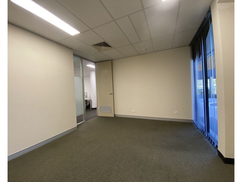 1/3974 Pacific Highway, Loganholme QLD 4129