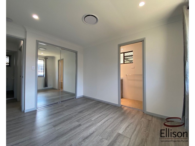 128 Wilson Street, Labrador QLD 4215