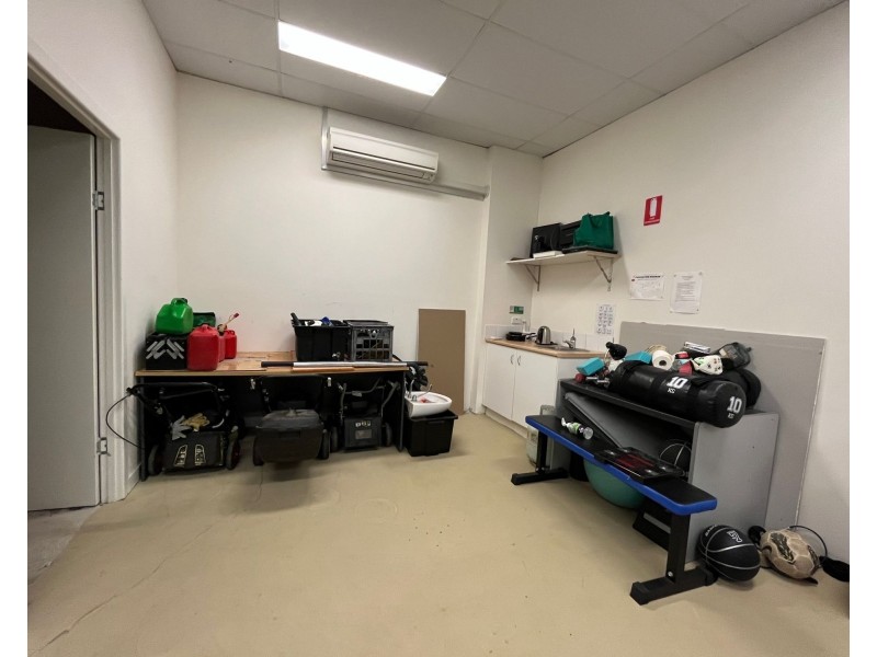 8/11 Logandowns Drive, Meadowbrook QLD 4131