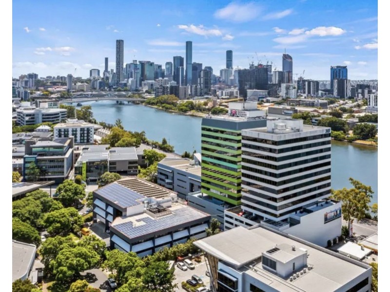 Suite 4.02/301 Coronation Drive, Milton QLD 4064