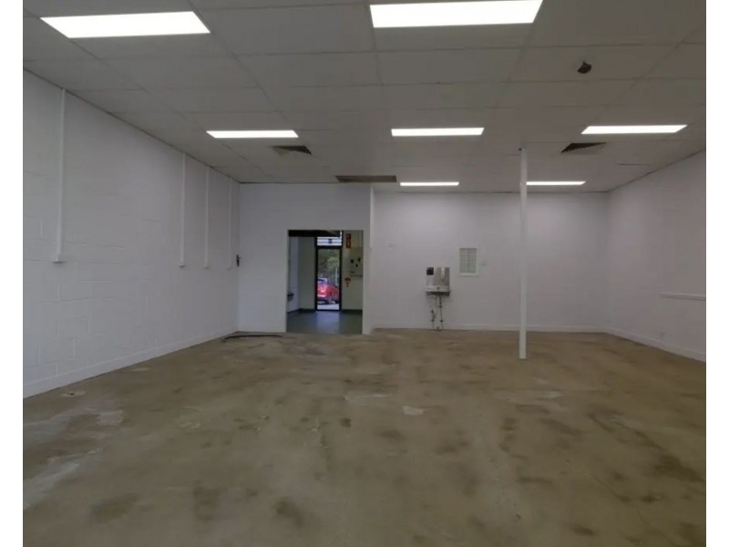 Shop 9/3-15 Dennis Road, Springwood QLD 4127