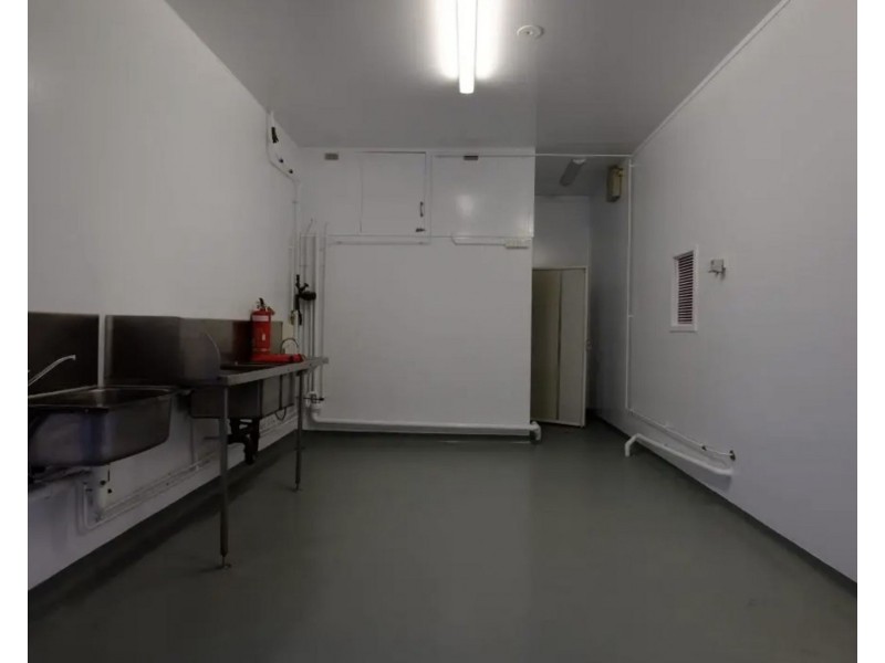 Shop 9/3-15 Dennis Road, Springwood QLD 4127