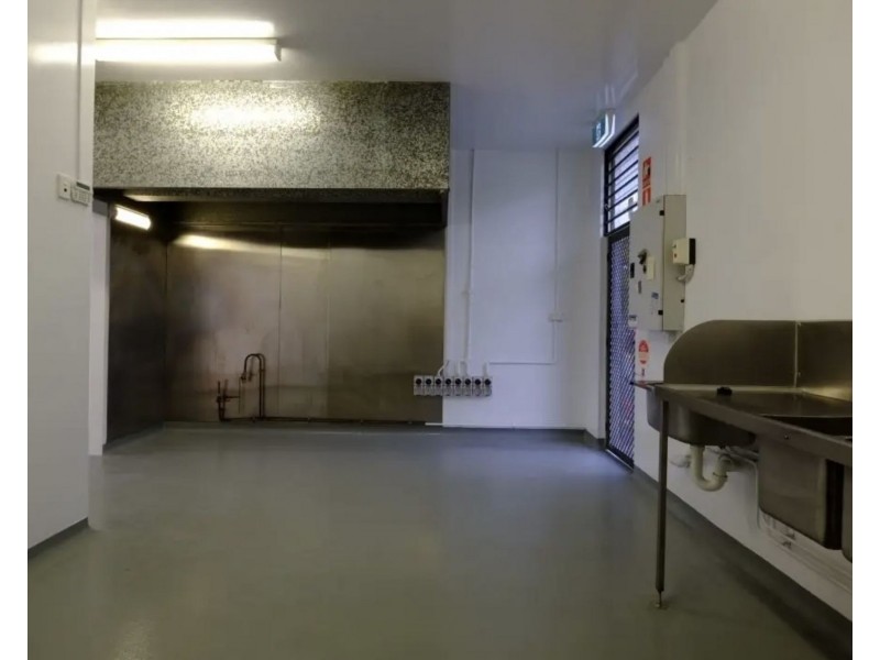 Shop 9/3-15 Dennis Road, Springwood QLD 4127