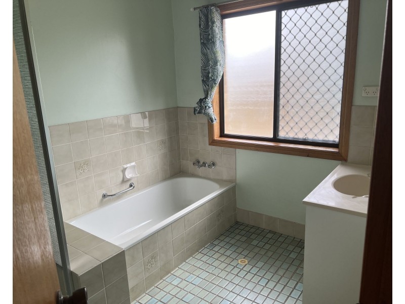 32 Ross Street, Woolloongabba QLD 4102