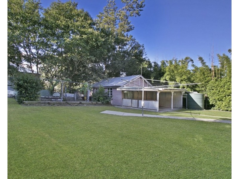 32 Ross Street, Woolloongabba QLD 4102