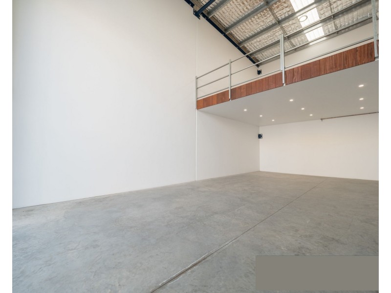 5/51 Industry Place, Wynnum QLD 4178