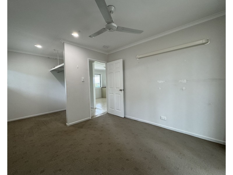 152 Barbaralla Drive, Springwood QLD 4127