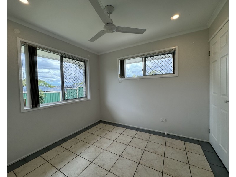 152 Barbaralla Drive, Springwood QLD 4127