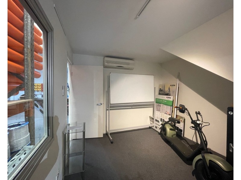 16/33 Meakin Road, Meadowbrook QLD 4131