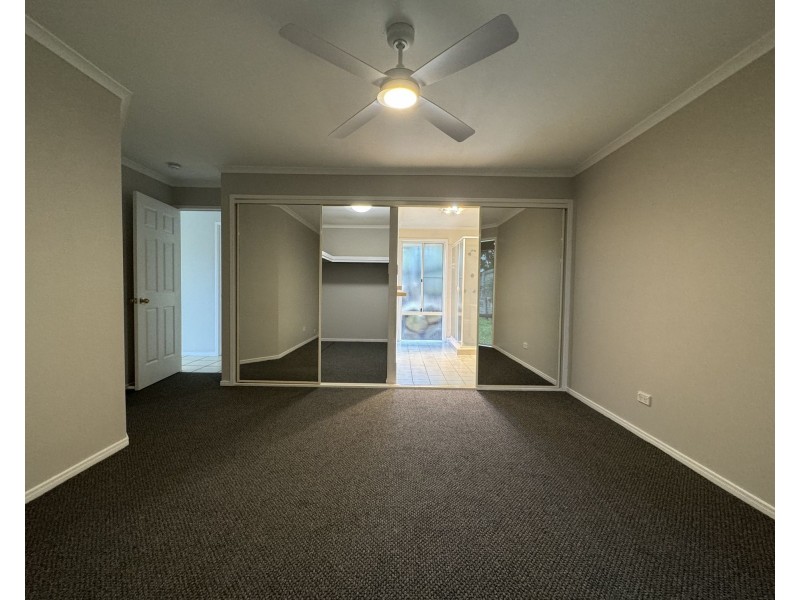 11 Carnea Place, Regents Park QLD 4118