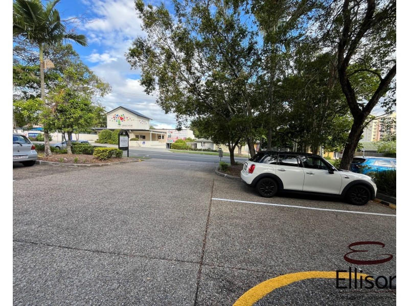 2/24 Vanessa Boulevard, Springwood QLD 4127