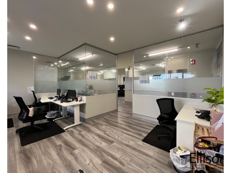 2/24 Vanessa Boulevard, Springwood QLD 4127