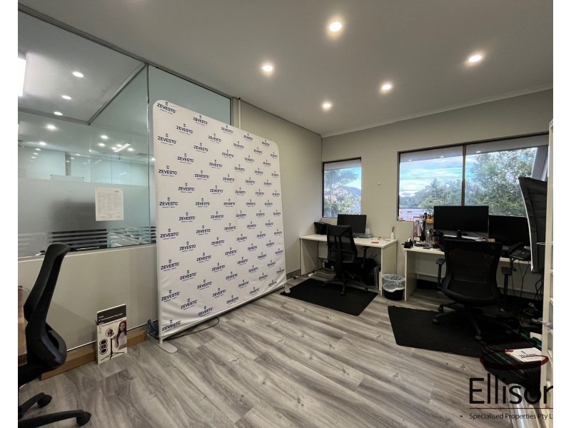 2/24 Vanessa Boulevard, Springwood QLD 4127