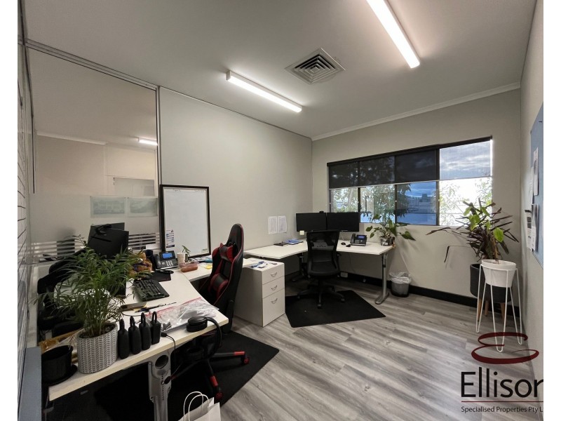 2/24 Vanessa Boulevard, Springwood QLD 4127