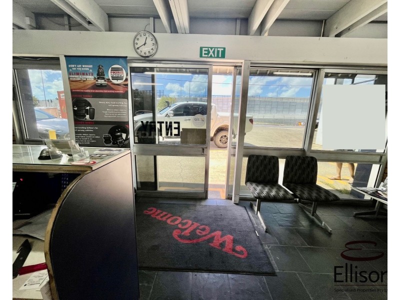 2/3335 Pacific Highway, Slacks Creek QLD 4127