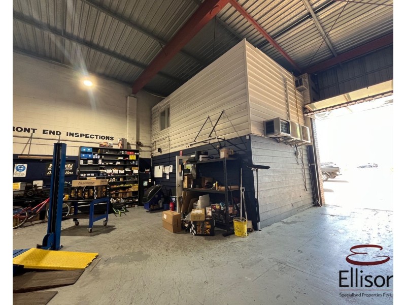 1&2/3335 Pacific Highway, Slacks Creek QLD 4127