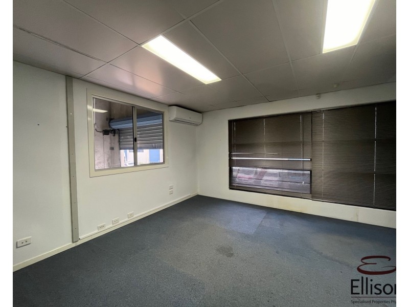 19/8 Riverland Drive, Loganholme QLD 4129