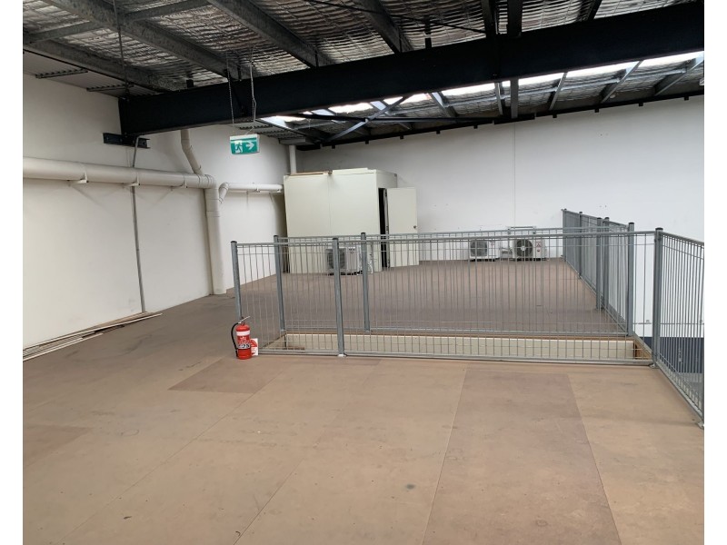 4/70-74 Meakin Road, Meadowbrook QLD 4131