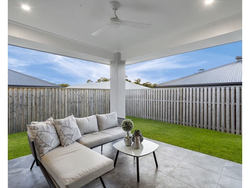 18 Banks Way, Logan Reserve QLD 4133