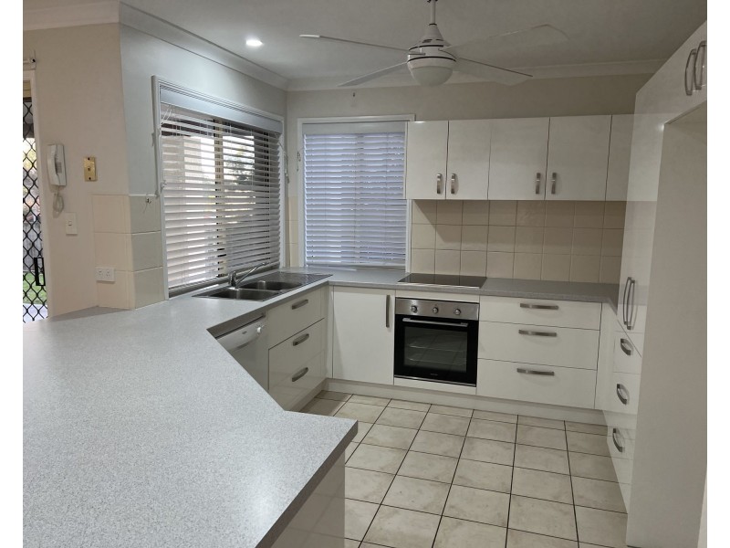 7/8 John Paul Drive, Daisy Hill QLD 4127