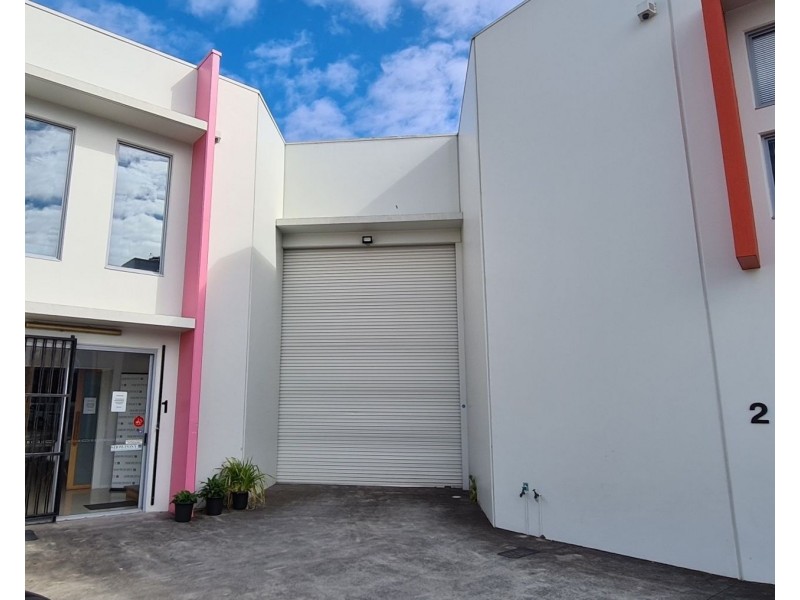1/8 Flint Court, Varsity Lakes QLD 4227
