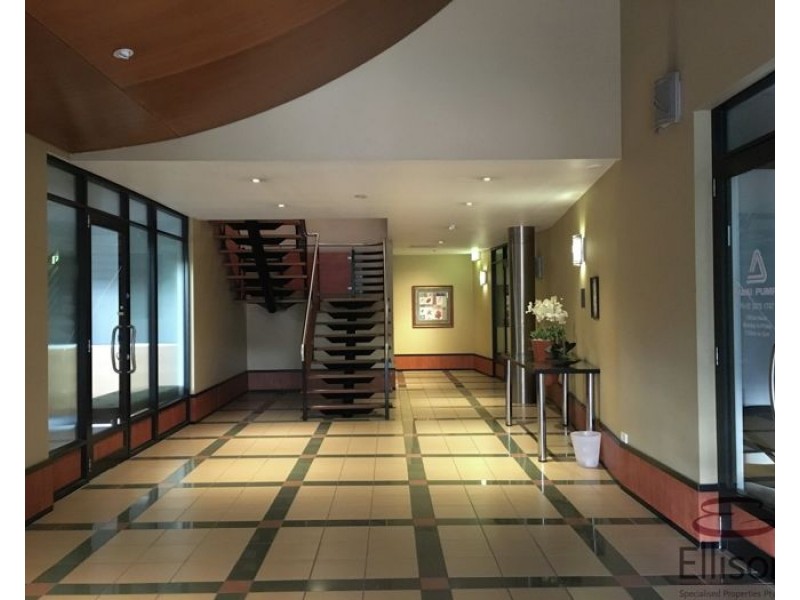 2/3970 Pacific Highway, Loganholme QLD 4129