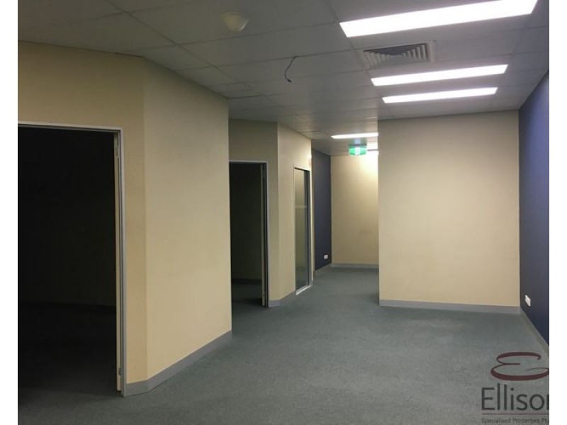 2/3970 Pacific Highway, Loganholme QLD 4129