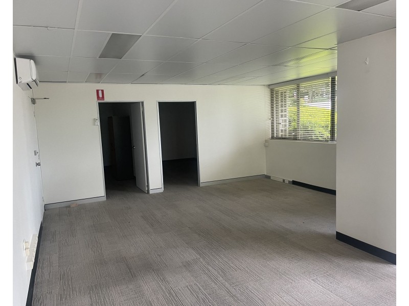 6/1000 LOGAN ROAD, Holland Park West QLD 4121