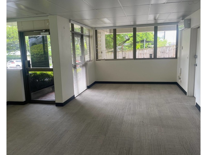 6/1000 LOGAN ROAD, Holland Park West QLD 4121