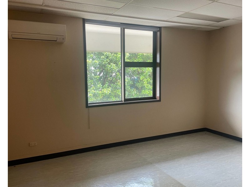 5/1000 LOGAN ROAD, Holland Park West QLD 4121