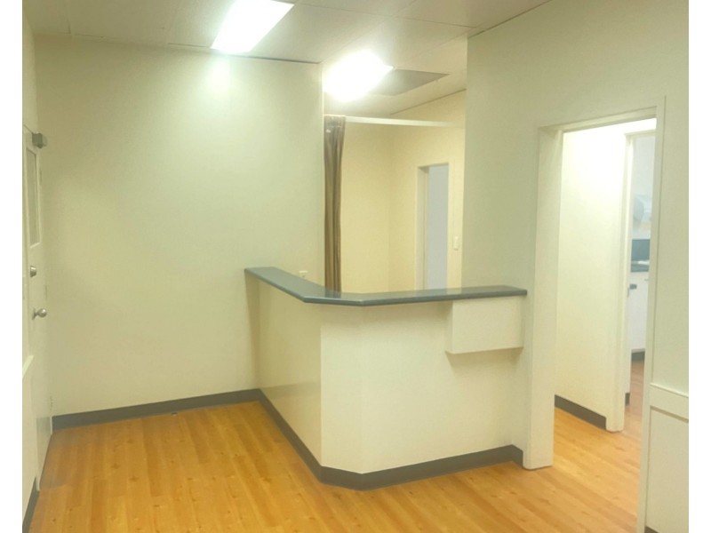 4/1000 LOGAN ROAD, Holland Park West QLD 4121