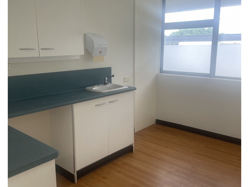 4/1000 LOGAN ROAD, Holland Park West QLD 4121