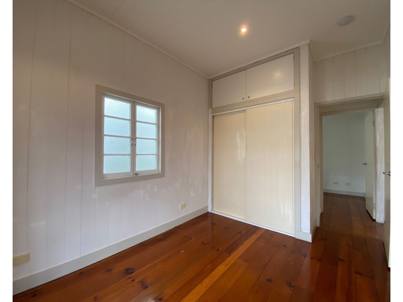 30A Ross Street, Woolloongabba QLD 4102