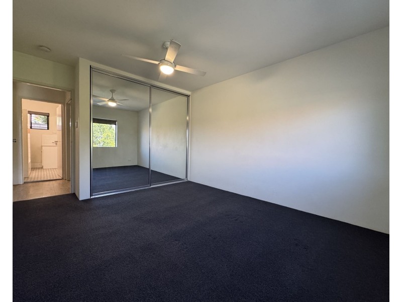 2/140 MUSGRAVES ROAD, Red Hill QLD 4059