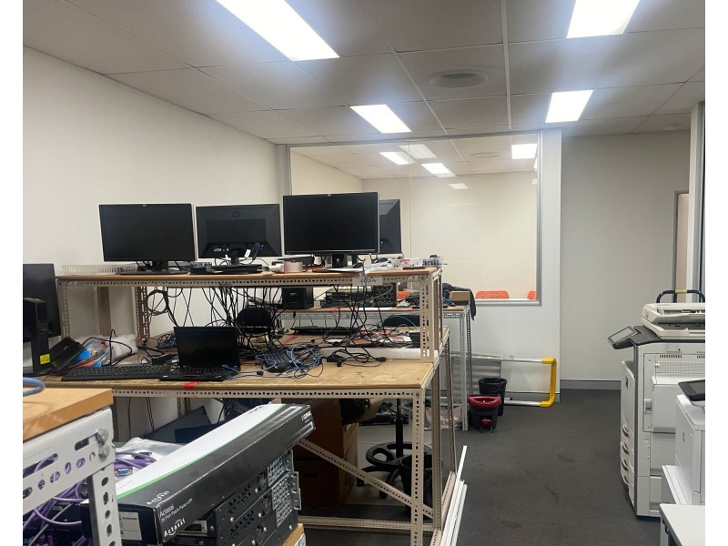 4A/33 Meakin Road, Meadowbrook QLD 4131