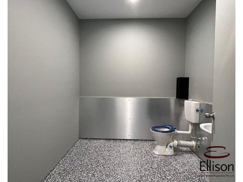 6-8 Atlantic Drive, Loganholme QLD 4129