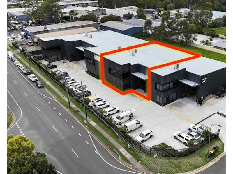 2/2 Stone Court, Kingston QLD 4114