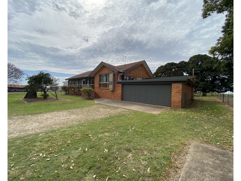 717 Stapylton-Jacobs Well Road, Woongoolba QLD 4207