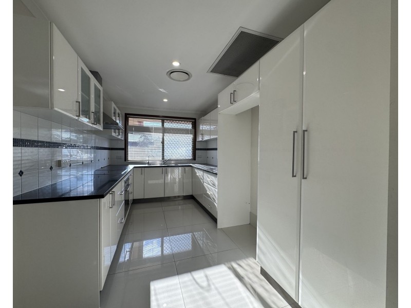 39 Springfield Crescent, Daisy Hill QLD 4127