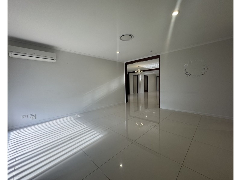 39 Springfield Crescent, Daisy Hill QLD 4127