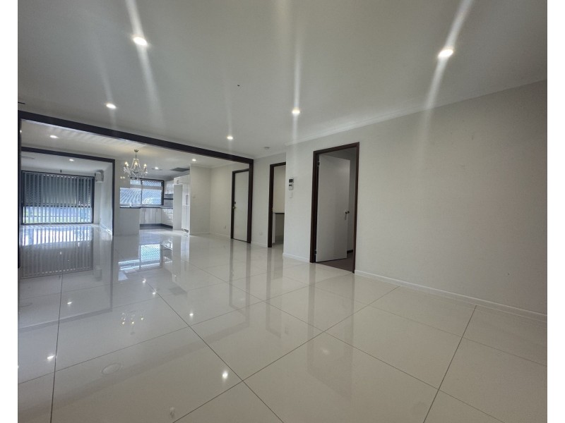 39 Springfield Crescent, Daisy Hill QLD 4127