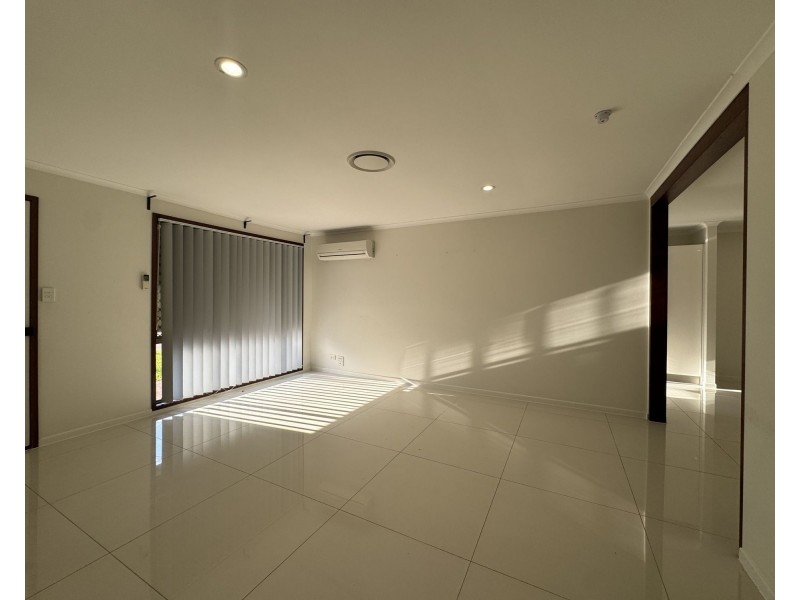 39 Springfield Crescent, Daisy Hill QLD 4127