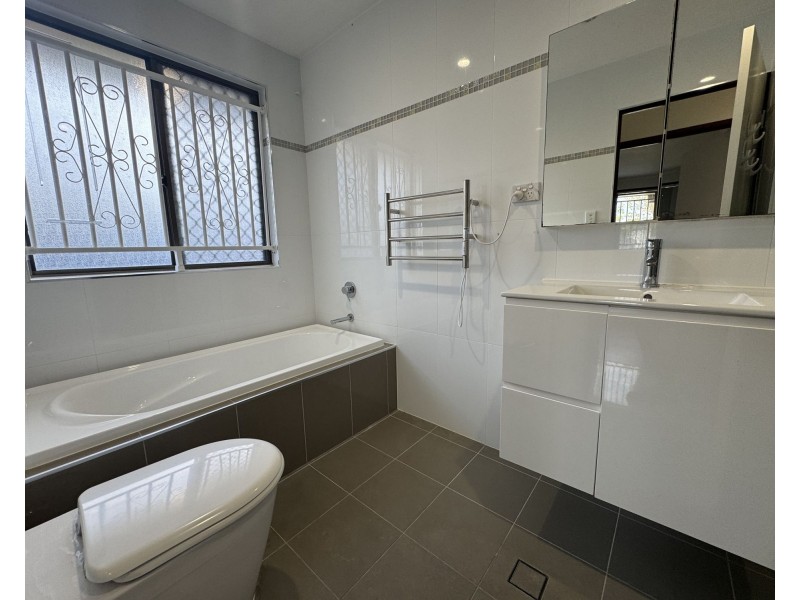 39 Springfield Crescent, Daisy Hill QLD 4127